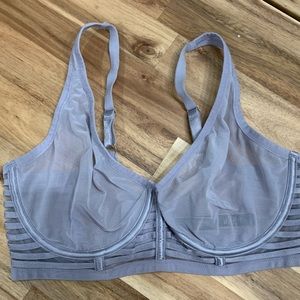 34DD Victoria Secret Bra